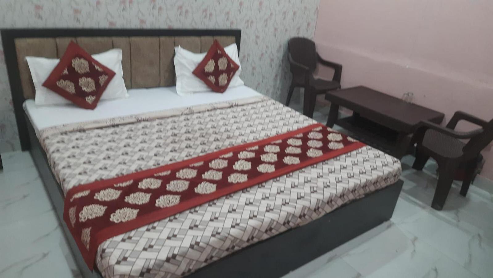 Baba Paying Guest House Varanasi Exterior foto